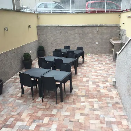 Terraced Apartment - Metro To Vatican & Center-2
